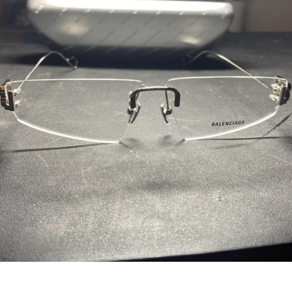 Rimless optical glasses - Picture 4 of 9
